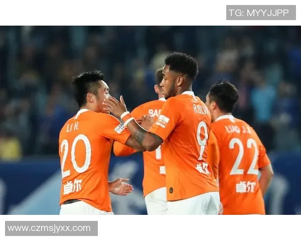 卓尔与建业激战正酣实况比赛精彩瞬间回顾与分析